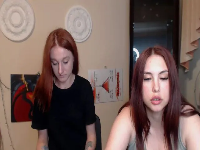 Live sex webcam photo for BeautiAmber #258211562