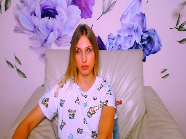 Live sex webcam photo for Vital__Force #252526040