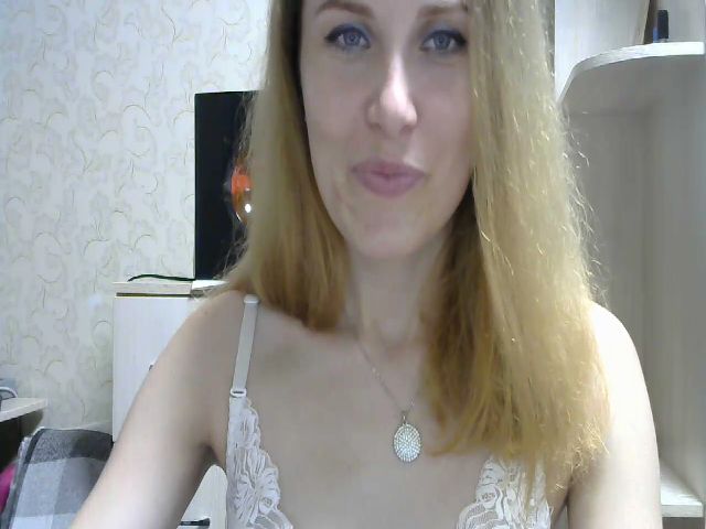 Live sex webcam photo for TrisMery #255264790