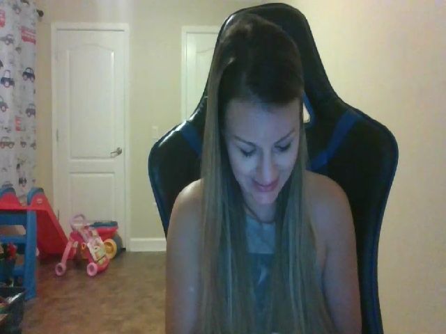 Live sex webcam photo for whambamthx #261949864