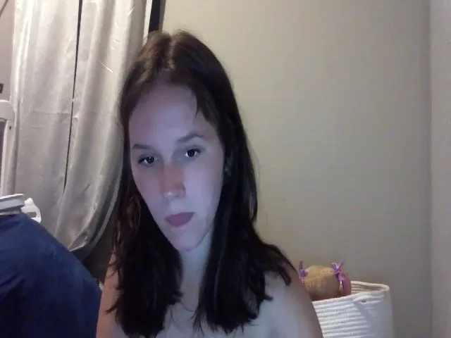 Live sex webcam photo for cutemilfx #265327960