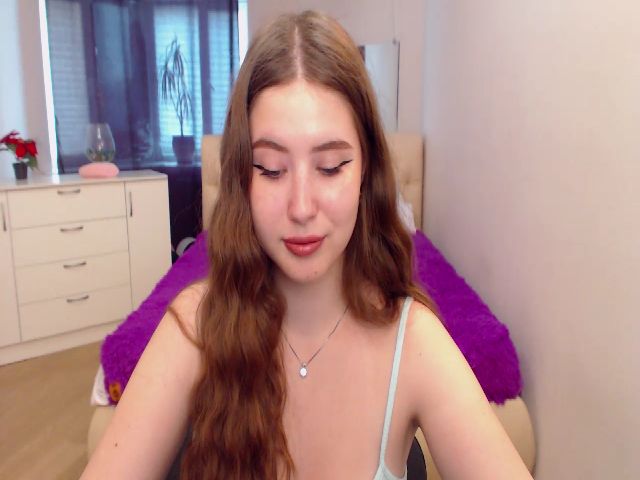 Live sex webcam photo for AdmireMyEyes #254175580