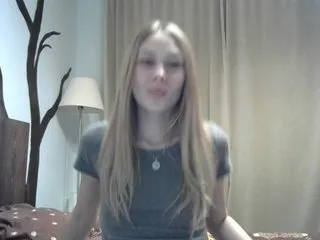 Live sex webcam photo for Lisenaok #240648226