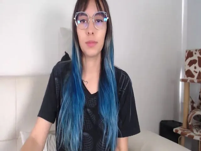 Live sex webcam photo for BlueCoraline #253136893