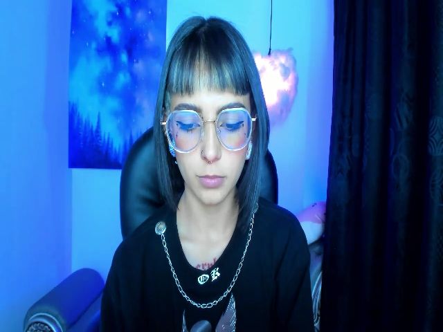 Live sex webcam photo for Angelsiinner #258644573