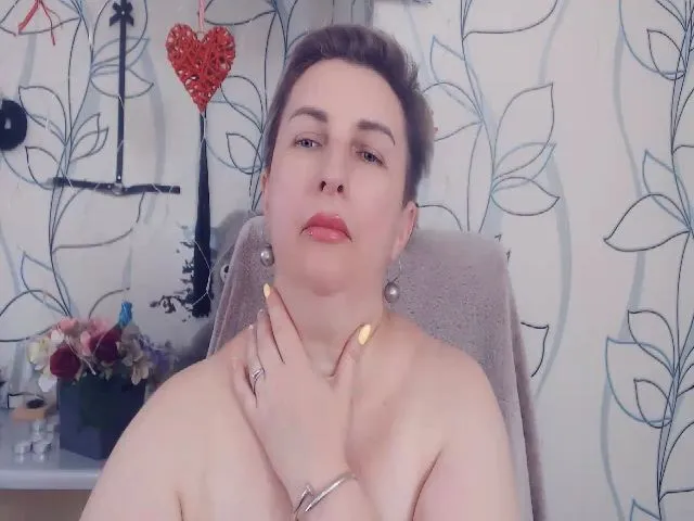 Live sex webcam photo for DepravedMadam #258016776