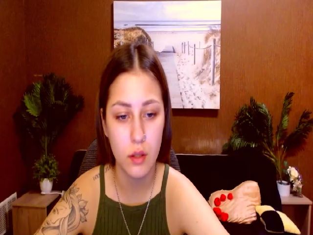 Live sex webcam photo for MsDream_ #253104886