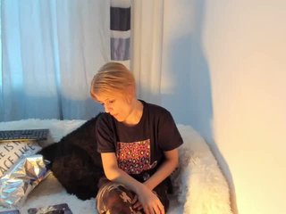 Live sex webcam photo for EllaRose29 #240872886