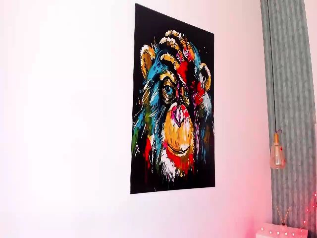 Live sex webcam photo for GENESIS_WELLS #264580142