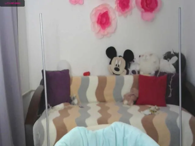 Live sex webcam photo for WomanCatt #261897817