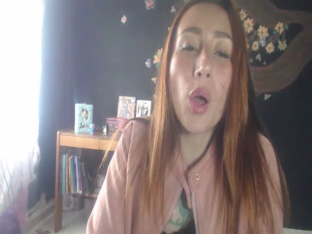 Live sex webcam photo for Scarlet_tatto #260196504