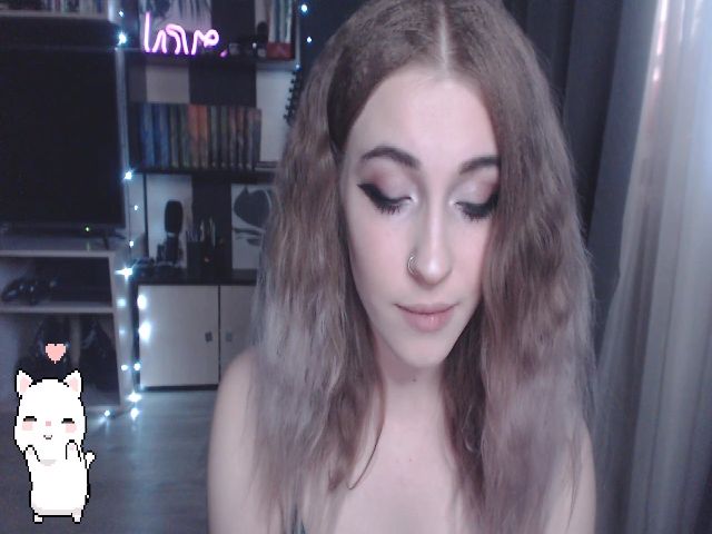 Live sex webcam photo for Your_Ellie #252382108