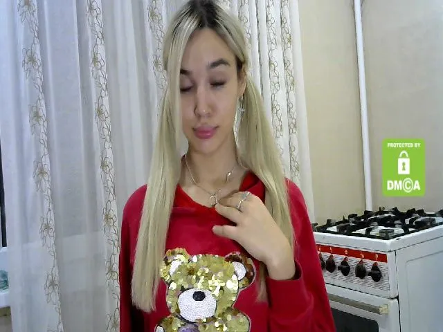 Live sex webcam photo for MyyDream #262789834