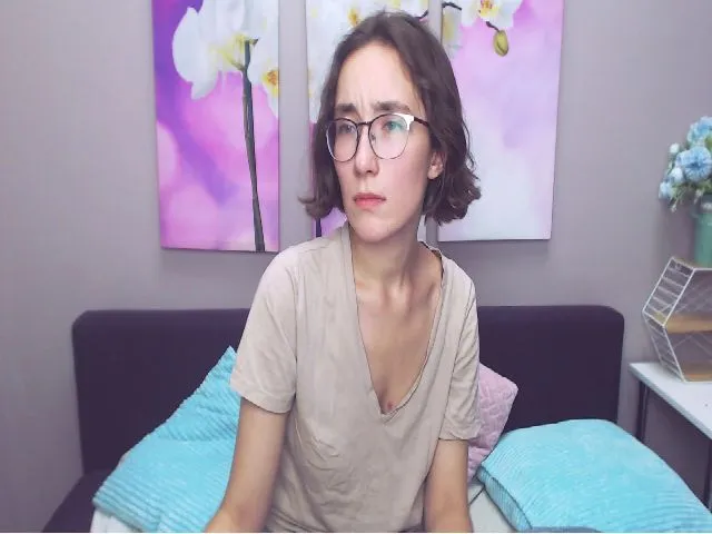 Live sex webcam photo for CleverAlexiss #261969746