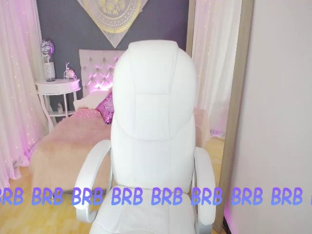 Live sex webcam photo for Karina_V #256756790