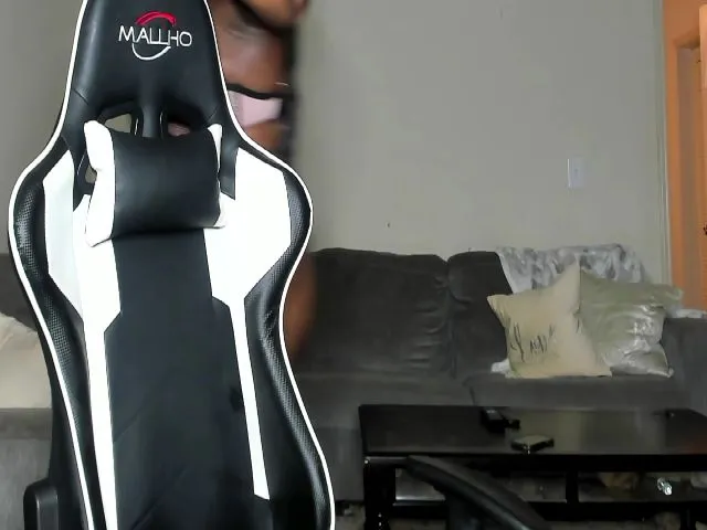 Live sex webcam photo for Supanovaa #258524638