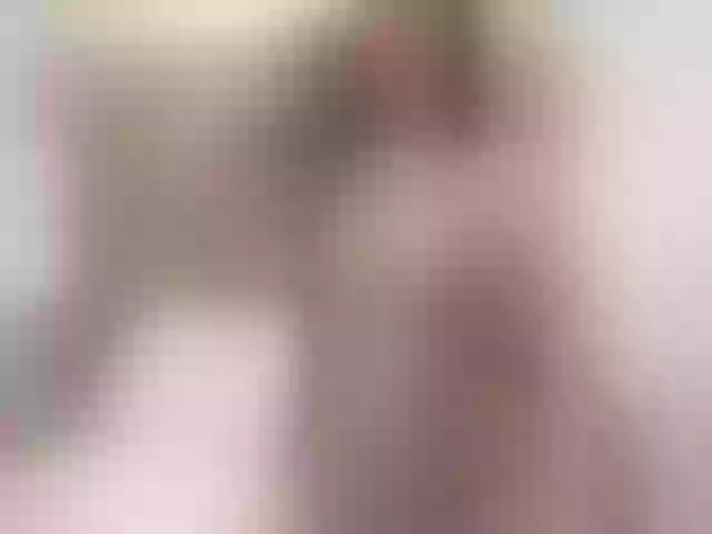 Live sex webcam photo for LissieVans #264634477