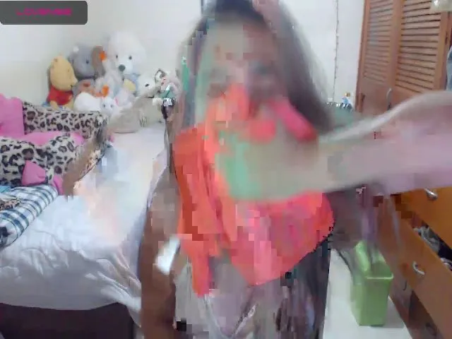 Live sex webcam photo for Meganhill_ #264020209