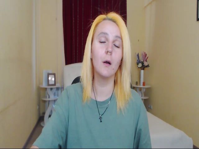 Live sex webcam photo for Polly_Green #253768974