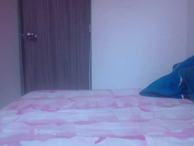 Live sex webcam photo for Daizy-cooper #241431788