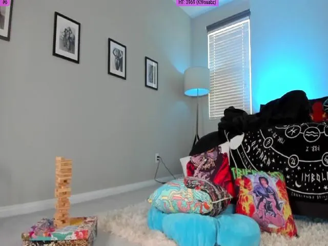 Live sex webcam photo for KasaraWood #252925237
