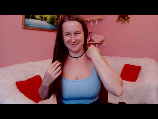 Live sex webcam photo for Tukutie #263098900