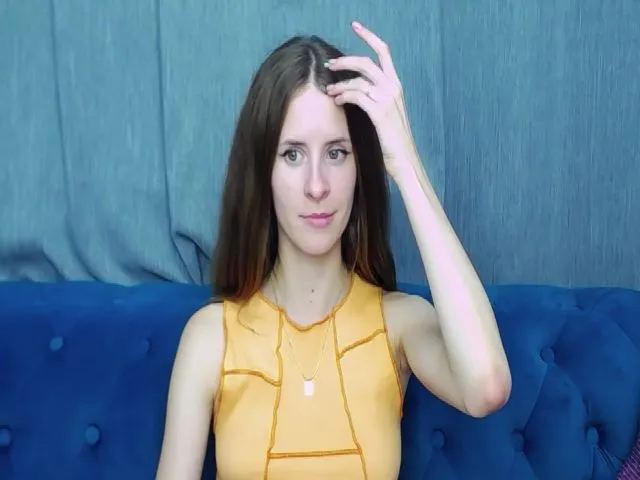 Live sex webcam photo for KristenKravit #261361899