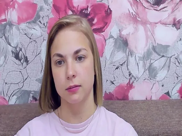 Live sex webcam photo for TataArdent #258402488