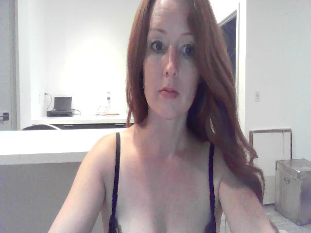 Live sex webcam photo for Jenn_Kiss #254357670