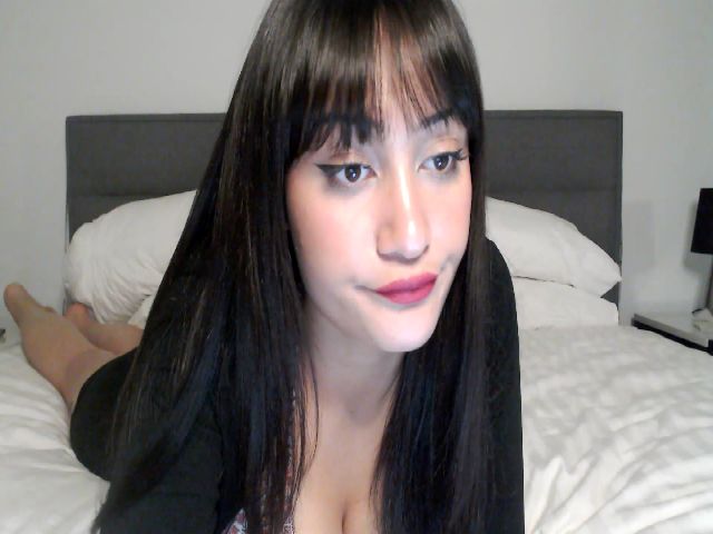 Live sex webcam photo for KleoBratra #259221220