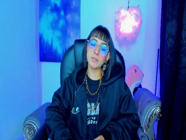 Live sex webcam photo for Angelsiinner #265524671