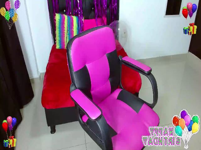 Live sex webcam photo for Prinsex_1215 #260824914