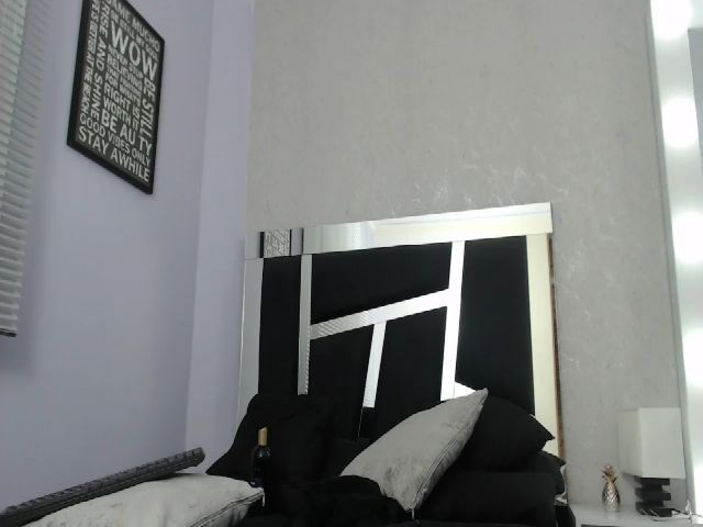 Live sex webcam photo for Pythonissa97 #252274694