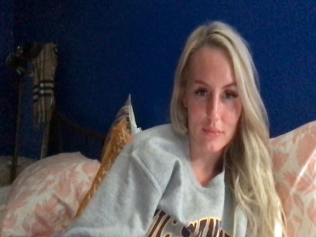 Live sex webcam photo for Officialelsa #260519372