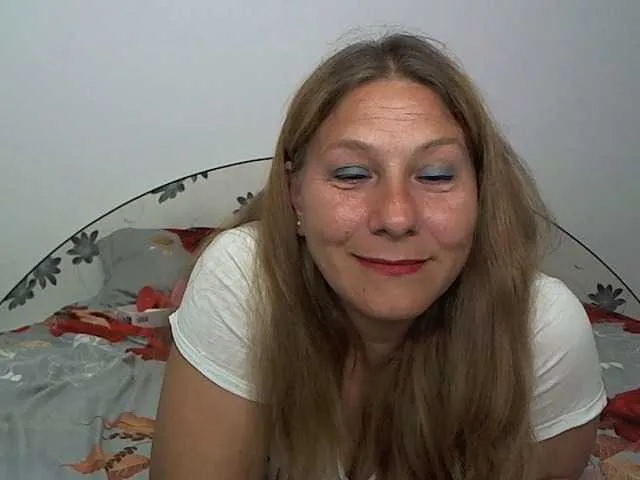 Live sex webcam photo for imola80 #245378133