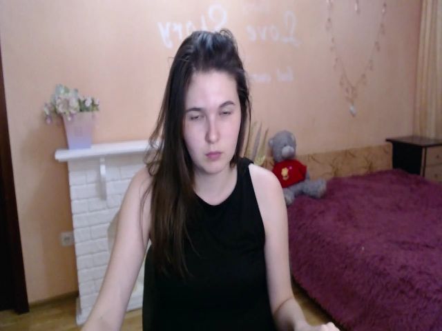 Live sex webcam photo for LiliBrendon #253519273