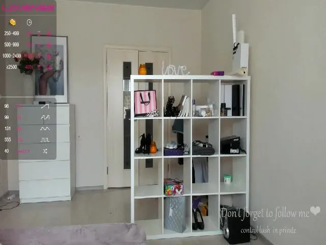 Live sex webcam photo for Oxxme #252804416