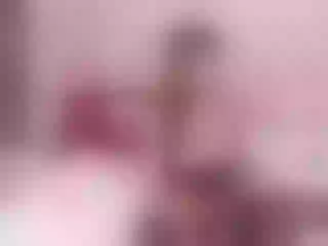 Live sex webcam photo for LolaCandy #244128260