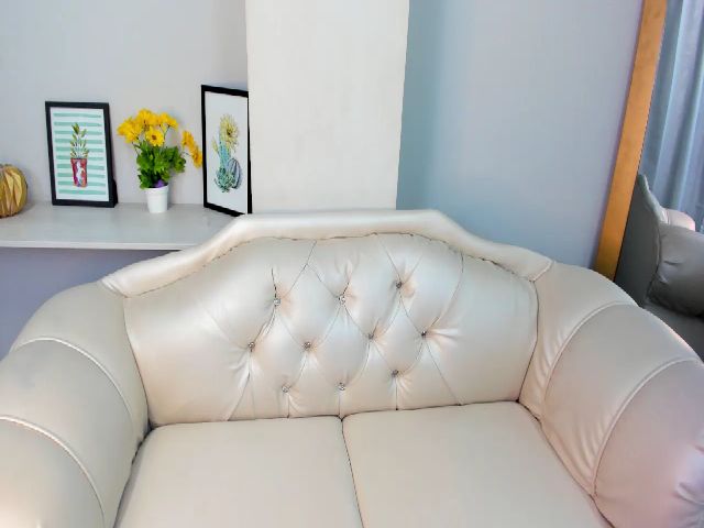 Live sex webcam photo for Eva_Watson #256113051