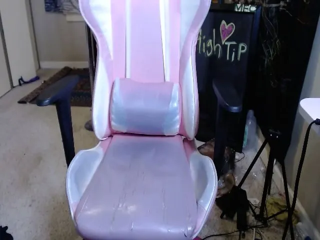 Live sex webcam photo for emilyhaze #254384987