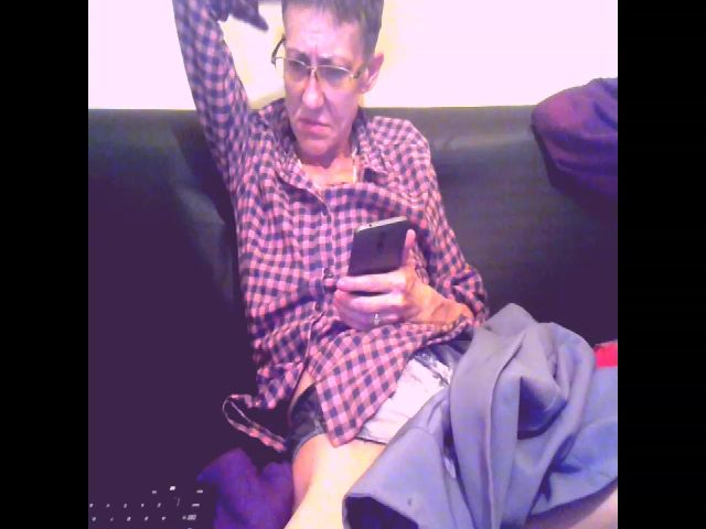 Live sex webcam photo for Sexygeny #254838777