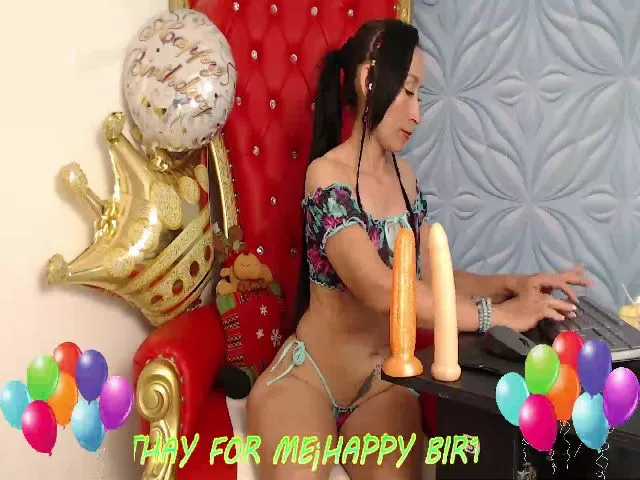 Live sex webcam photo for BlowMommy #252434227