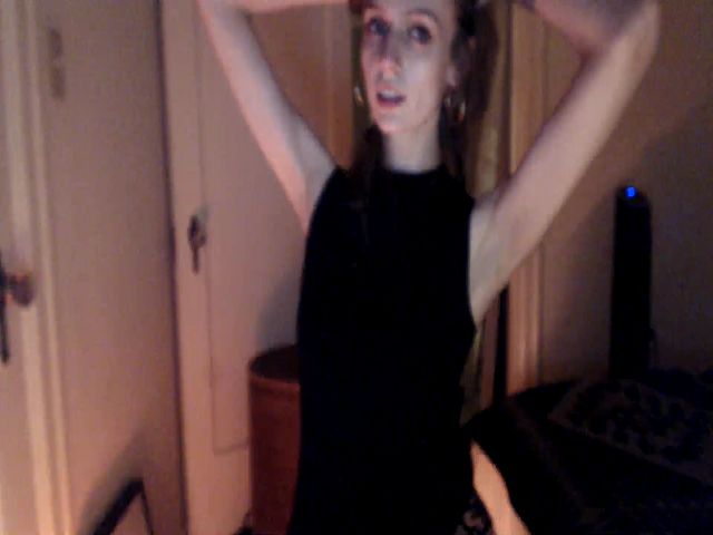 Live sex webcam photo for muffinmoon #252405260