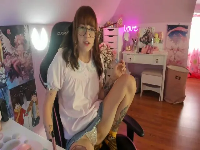 Live sex webcam photo for SugaryBunny #259549596