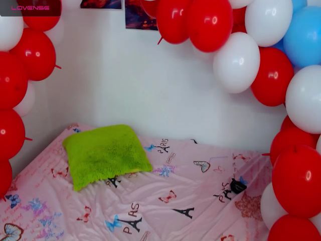 Live sex webcam photo for Soffy_phil #252301631