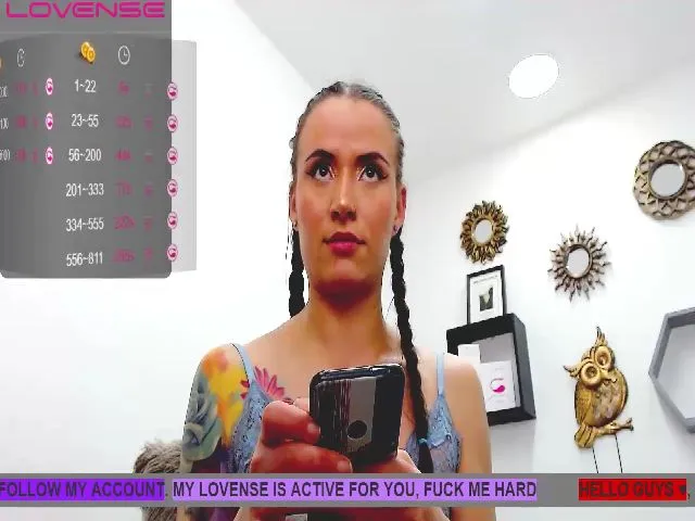 Live sex webcam photo for Avaa22_ #256494882