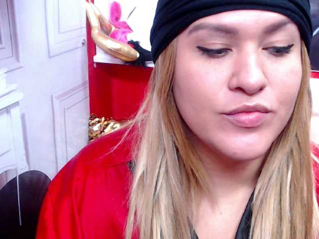 Live sex webcam photo for BIGdirtyslave #241456651