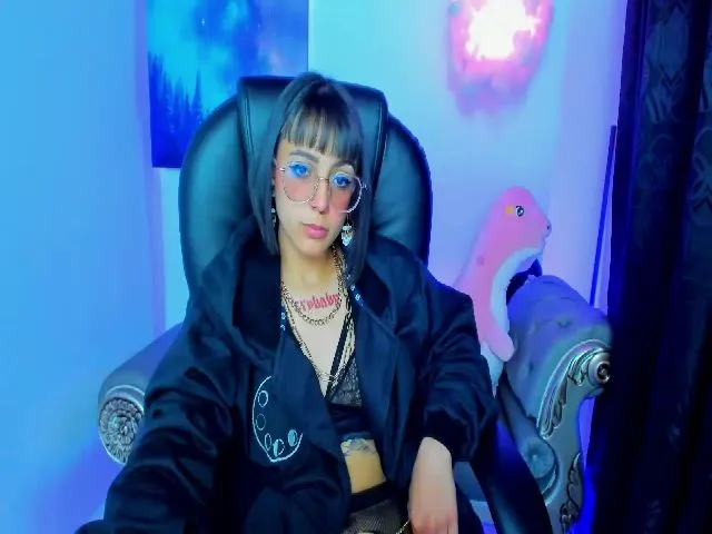 Live sex webcam photo for Angelsiinner #265578305