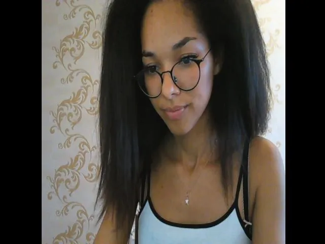 Live sex webcam photo for Carmel_Dee #252749086