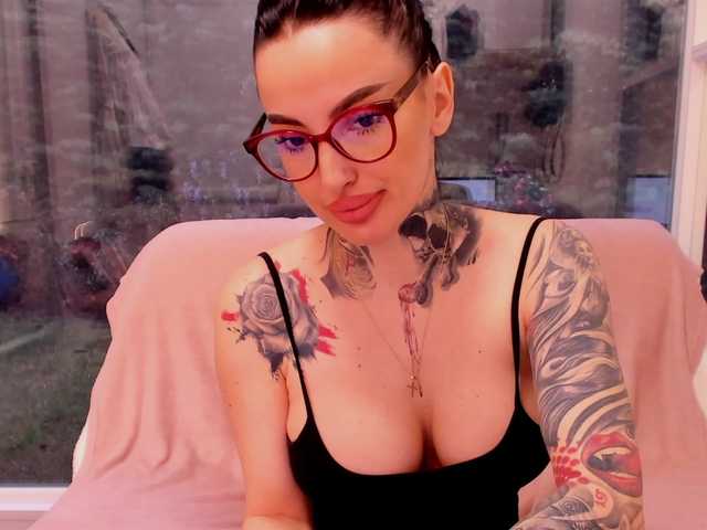 Live sex webcam photo for rosetatt #241232640